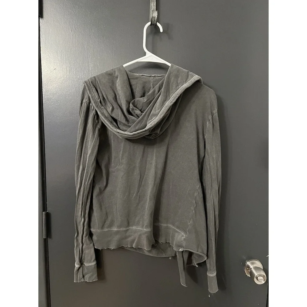 We The Free People Sz XS OPEN HOODIE Top Womens 3 Button Shoulder Grey